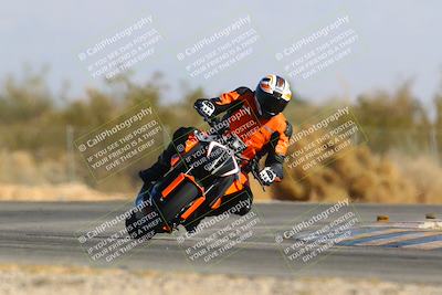 media/Jan-14-2024-SoCal Trackdays (Sun) [[2e55ec21a6]]/Turn 2 (1025am)/